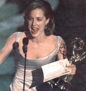 Gillian Anderson pic loading...
