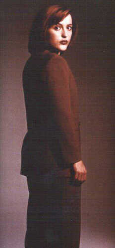 Gillian Anderson pic loading...