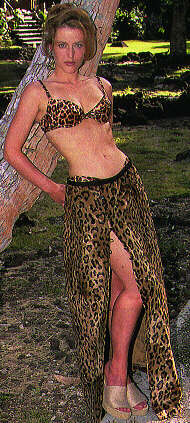 Gillian Anderson pic loading...