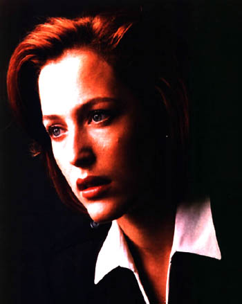 Gillian Anderson pic loading...
