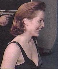 Gillian Anderson pic loading...