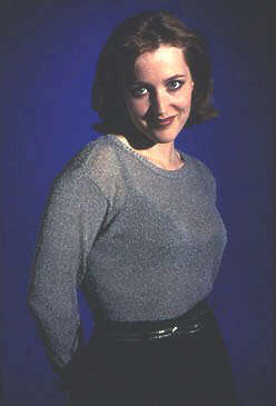 Gillian Anderson pic loading...