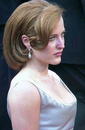 Gillian Anderson pic loading...