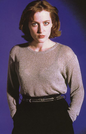 Gillian Anderson pic loading...