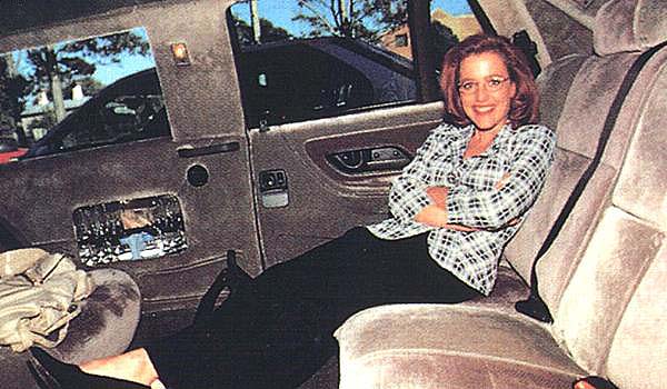 Gillian Anderson pic loading...