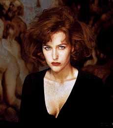 Gillian Anderson pic loading...