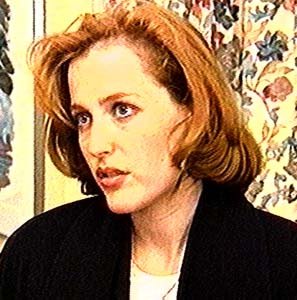 Gillian Anderson pic loading...