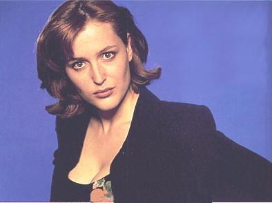 Gillian Anderson pic loading...
