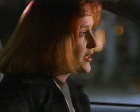 Gillian Anderson pic loading...