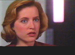 Gillian Anderson pic loading...