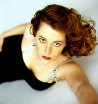 Gillian Anderson pic loading...