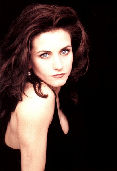 Courteney Cox pic loading...