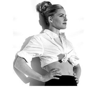 Elisabeth Shue pic loading...