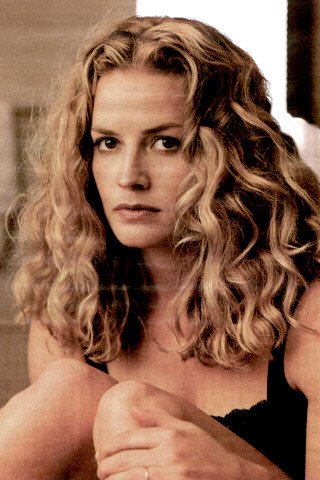 Elisabeth Shue pic loading...