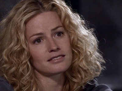 Elisabeth Shue pic loading...