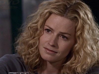 Elisabeth Shue pic loading...