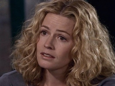 Elisabeth Shue pic loading...