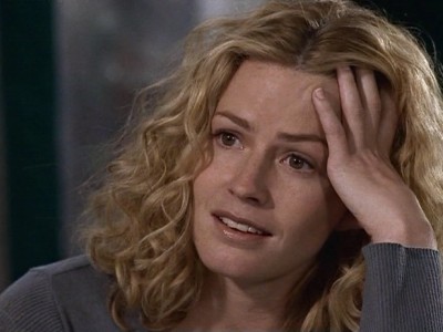 Elisabeth Shue pic loading...