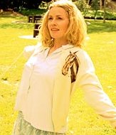 Elisabeth Shue pic loading...