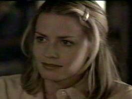 Elisabeth Shue pic loading...