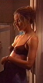 Elisabeth Shue pic loading...