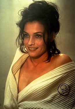 Famke Janssen pic loading...