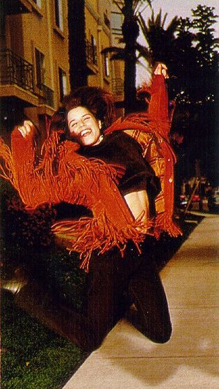 Neve Campbell pic loading...