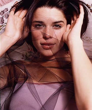 Neve Campbell pic loading...