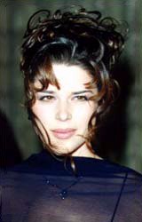 Neve Campbell pic loading...
