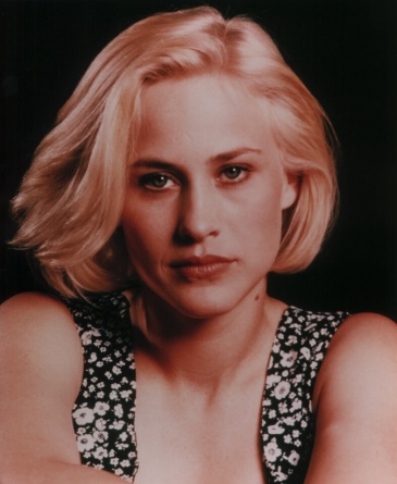 Patricia Arquette pic loading...