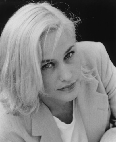 Patricia Arquette pic loading...